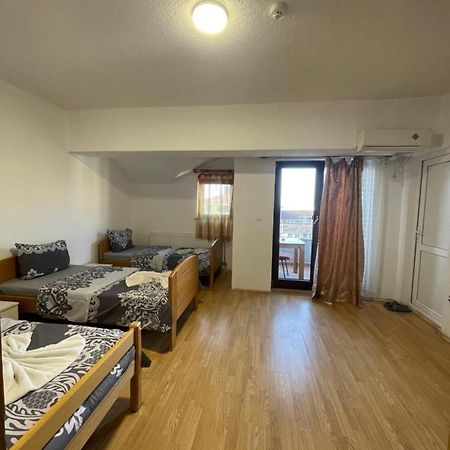 Ela Hostel Prizren Exteriér fotografie