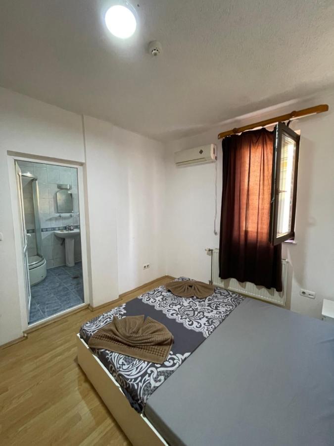 Ela Hostel Prizren Exteriér fotografie